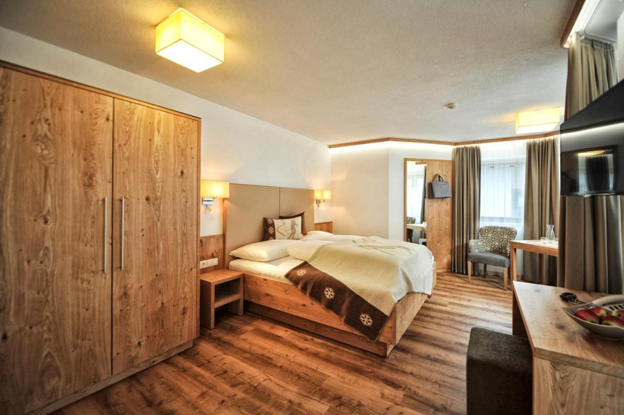 Hotel Maria Theresia Ischgl Extérieur photo