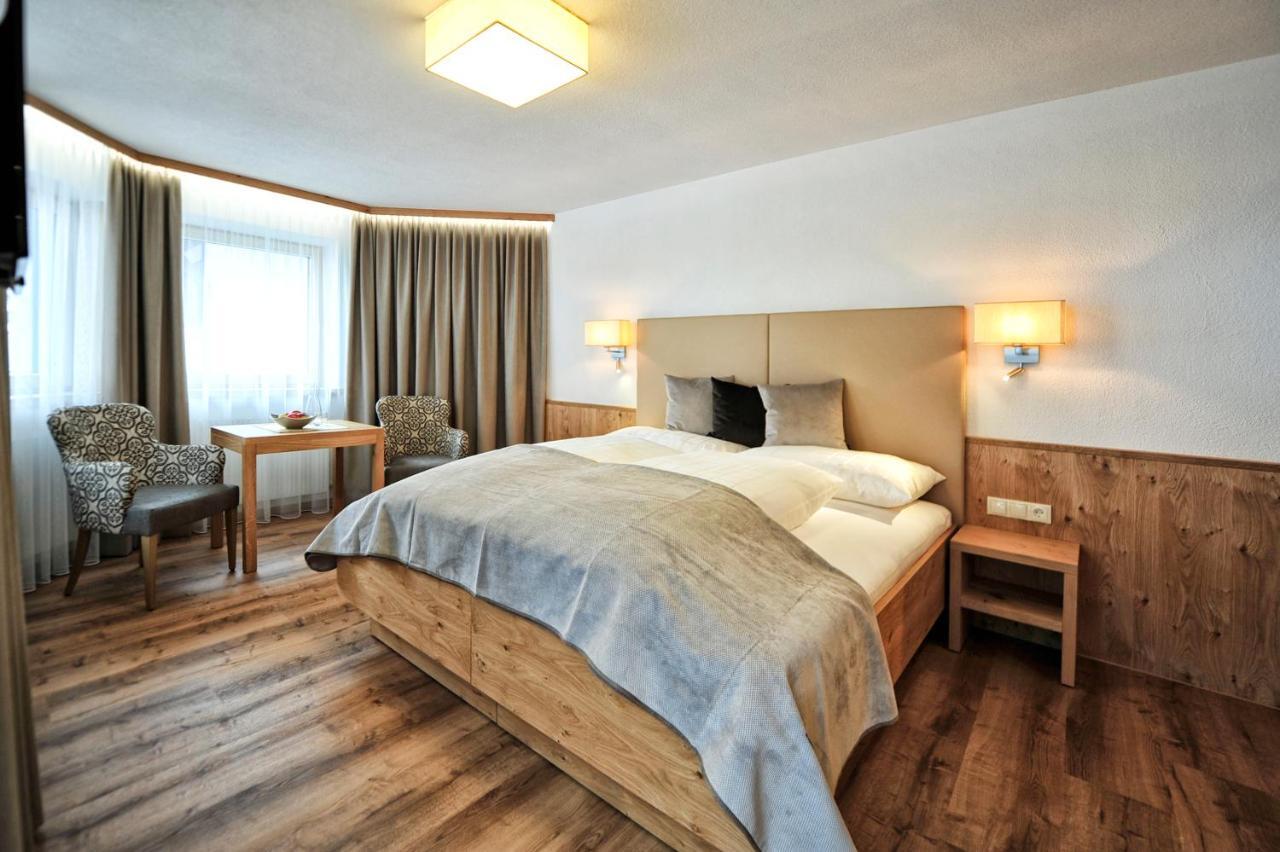 Hotel Maria Theresia Ischgl Extérieur photo